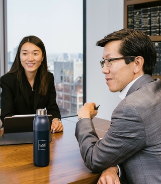 picture of people in office